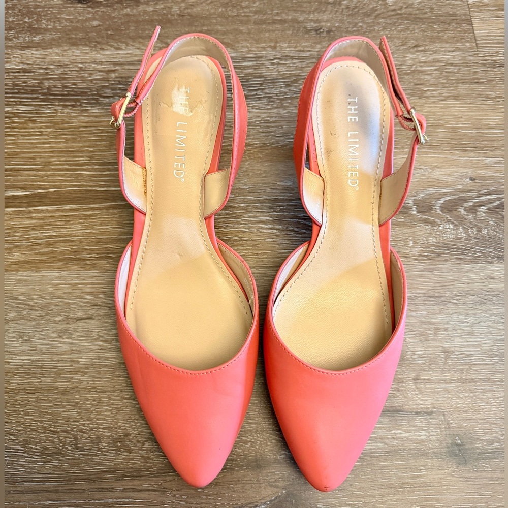 The Limited Pointed-Toe Slingback Kitten Heels In Pink Coral, Women’s Size 9
